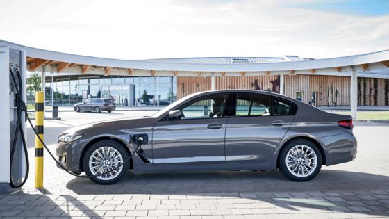 Los coches híbridos y PHEV de BMW