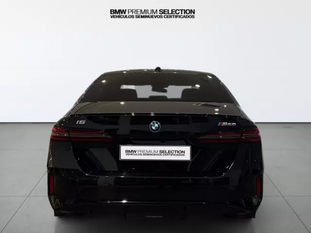 BMW i5 M60 xDrive 442 kW (601 CV)